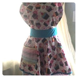 Cupcake apron hand made